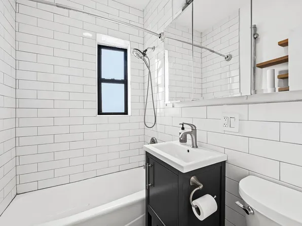 57 Corbin Avenue image 6 of 21