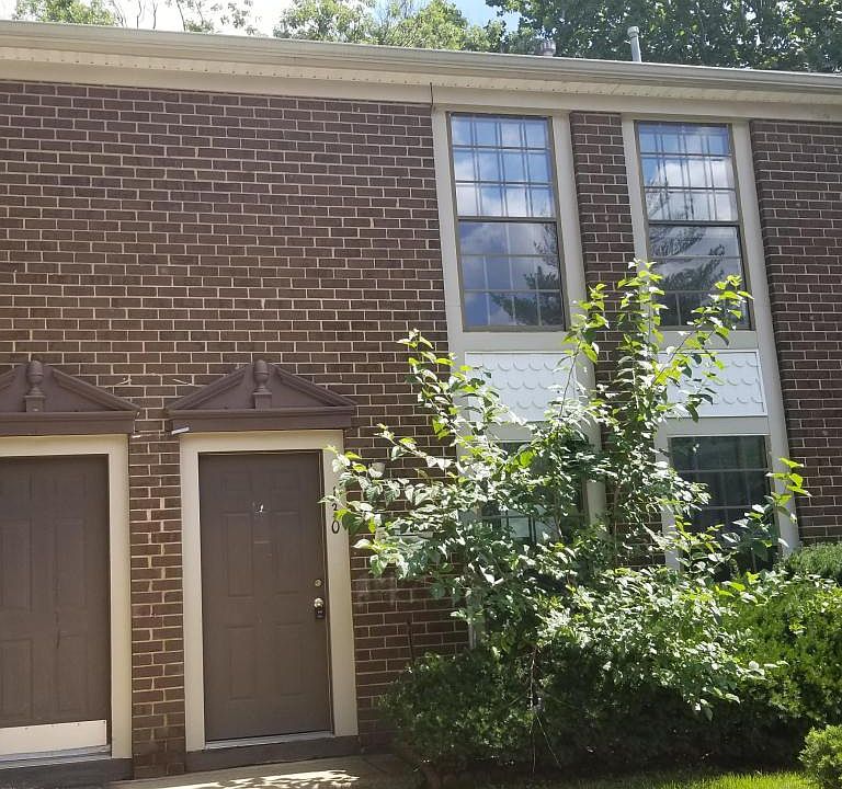 1st image of 130 Coventry Dr #1000