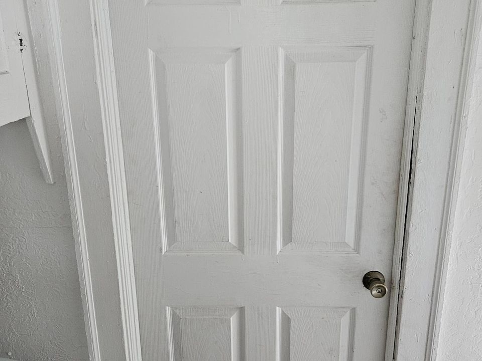 1st image of 3196 E 119th St