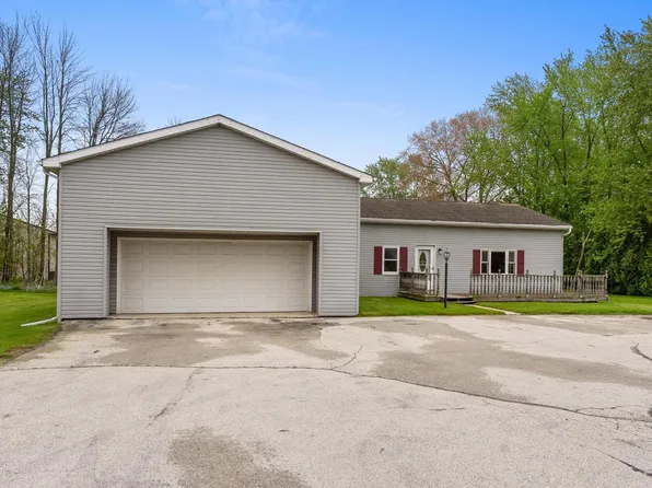 5001 CTH CR, Manitowoc, WI 54220