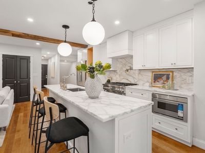 27 Mystic St APT 1, Boston, MA, 02129