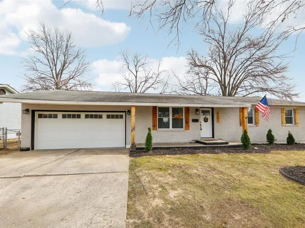 4301 Alad Dr, Alton, IL 62002