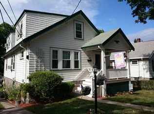 9 Potomac St, West Roxbury, MA 02132