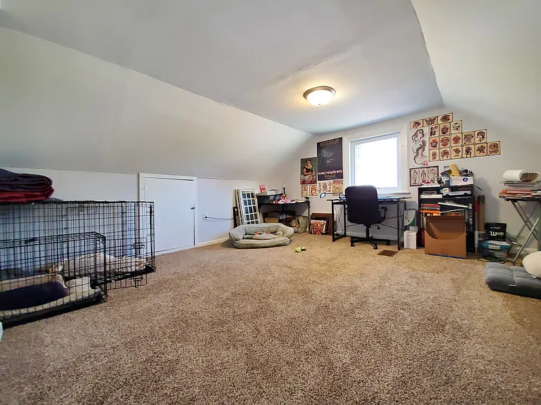 1252 4th St NE — Photo 10