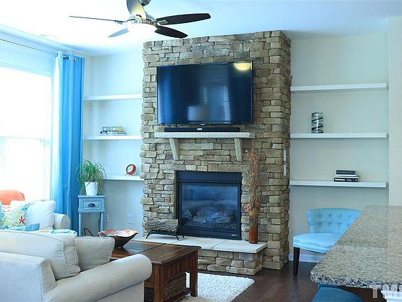 3rd image of 1149 Contessa Dr