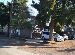6428 SE Schiller St, Portland, OR 97206
