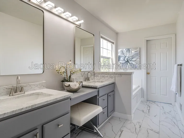 3397 Hampstead Ct — Photo 20