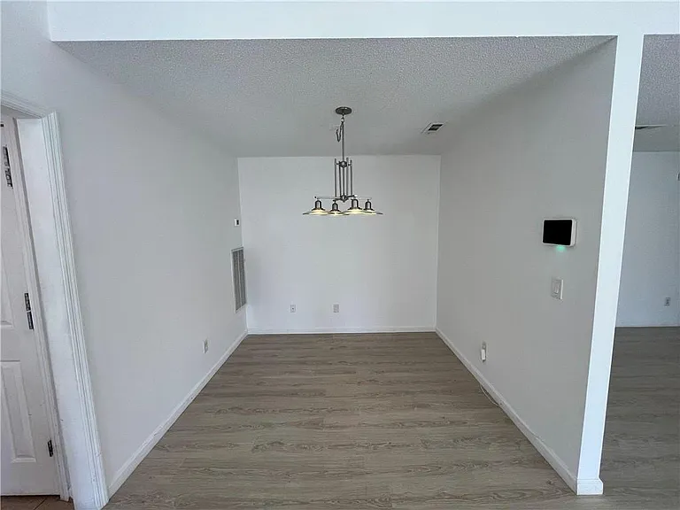 54 Oxford Brook Way — Photo 13