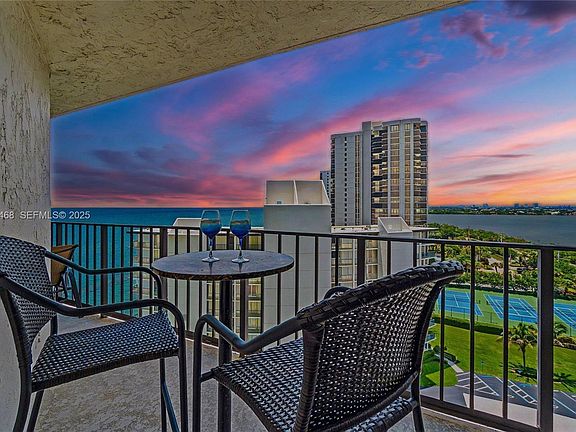 5th image of 5420 N Ocean Drive #1106