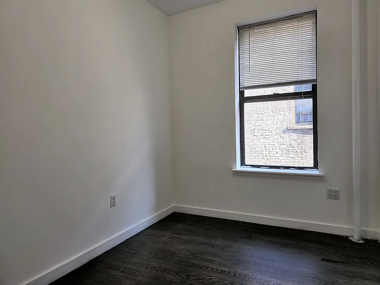 560 W 126th St #5A — Photo 4