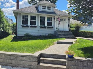 502 Weld St, West Roxbury, MA 02132