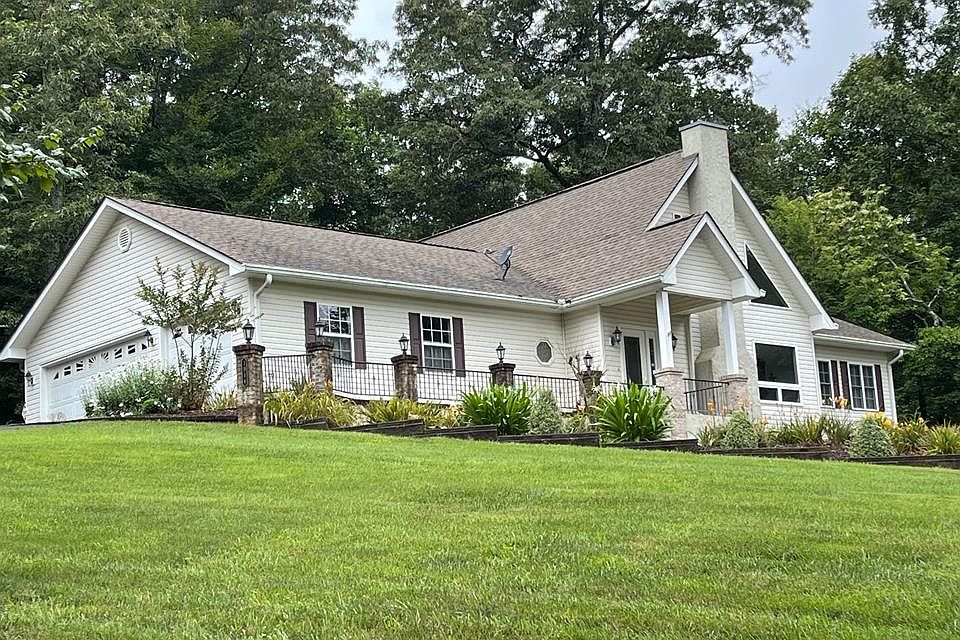 1st image of 1916 Bell Oak Dr