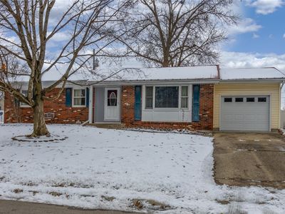 22 S Lakewood Dr, Effingham, IL, 62401