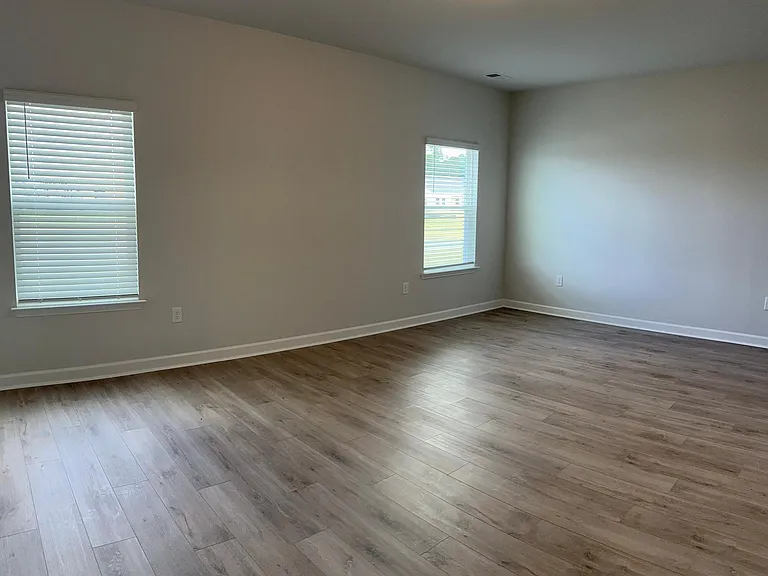 1872 Villena Dr — Photo 20
