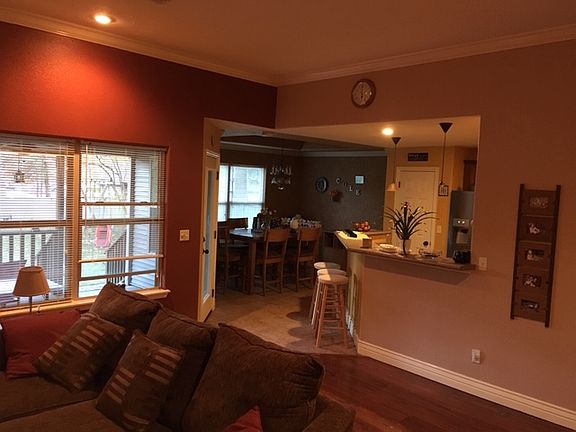 2nd image of 2403 S Mount Olive St