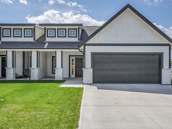 2nd image of 23819 Harvest Heights Cir