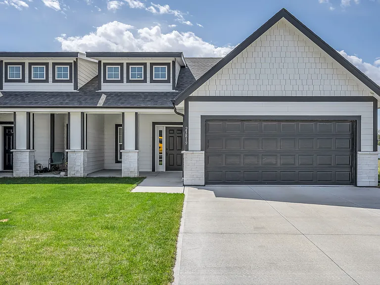 23817 Harvest Heights Cir — Photo 2