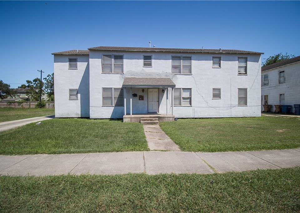 1st image of 2824 S Alameda St #2