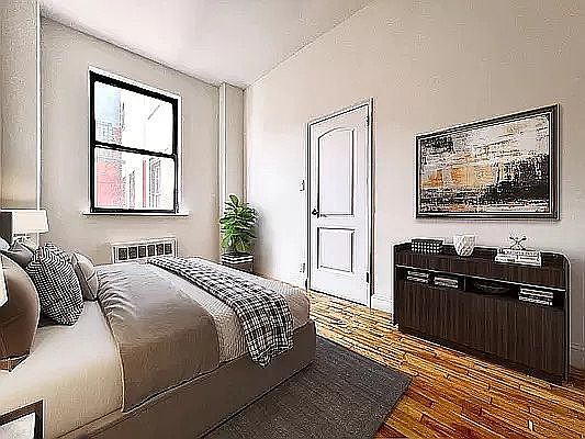 3rd image of 215 W 101st St APT 5C