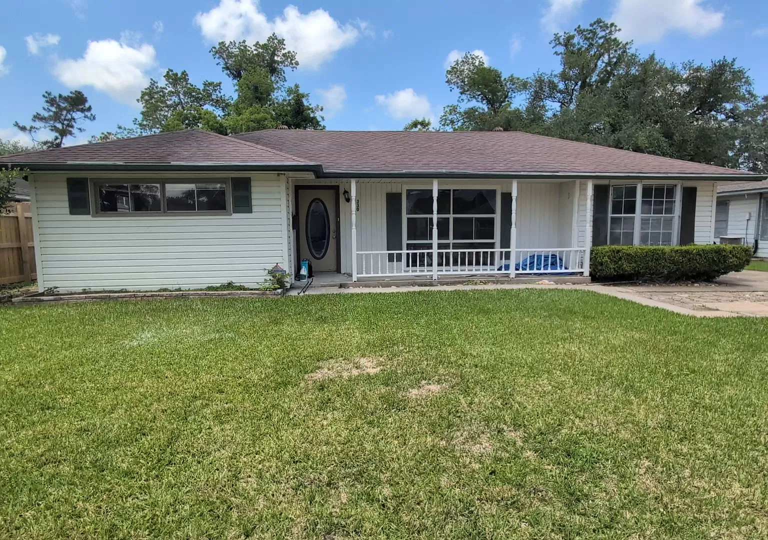4 bed, 1868 sqft, $2,000 — Photo 1