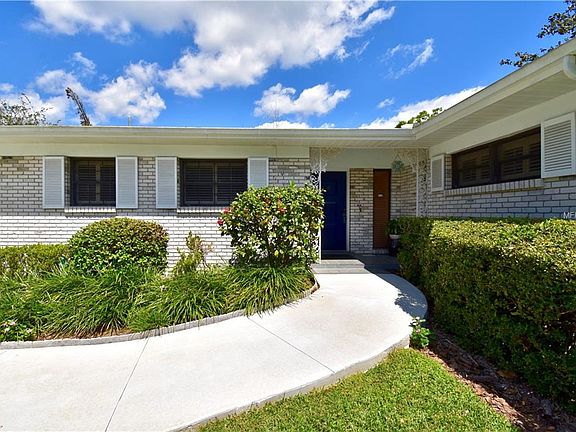 5th image of 1104 Ravenwood Dr