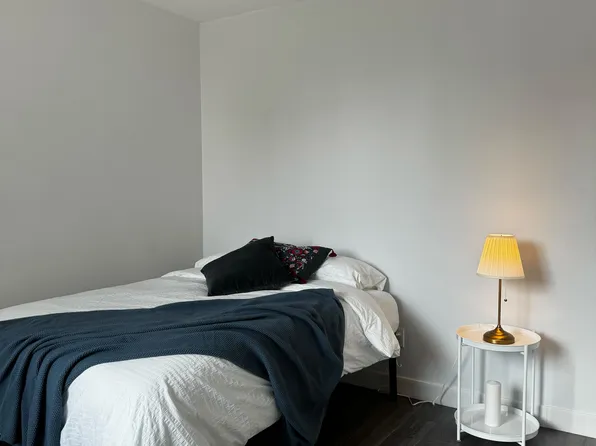 100 Wellesley St E #Aec74a258, Toronto, ON M4Y 1H5