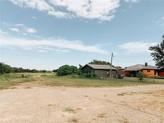 4th image of 6062 N State Highway 78