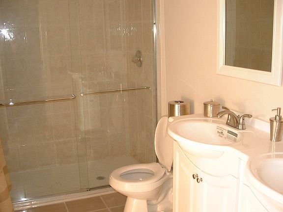 5th image of 165 E Forest Park Dr