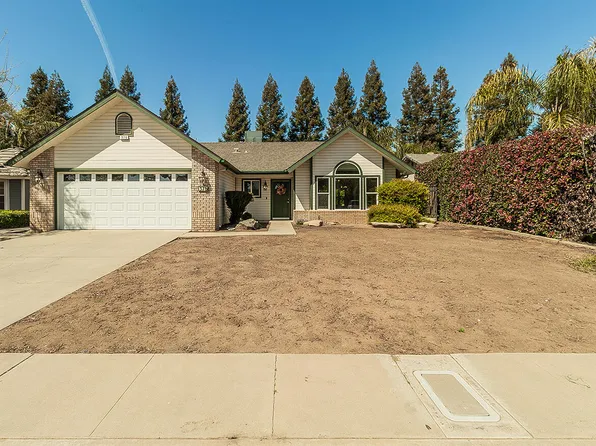 376 E Carob Avenue, Reedley, CA 93654