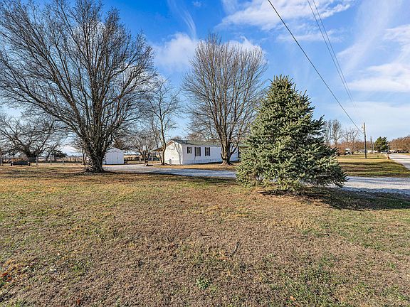 3rd image of 234 Maplewood Drive