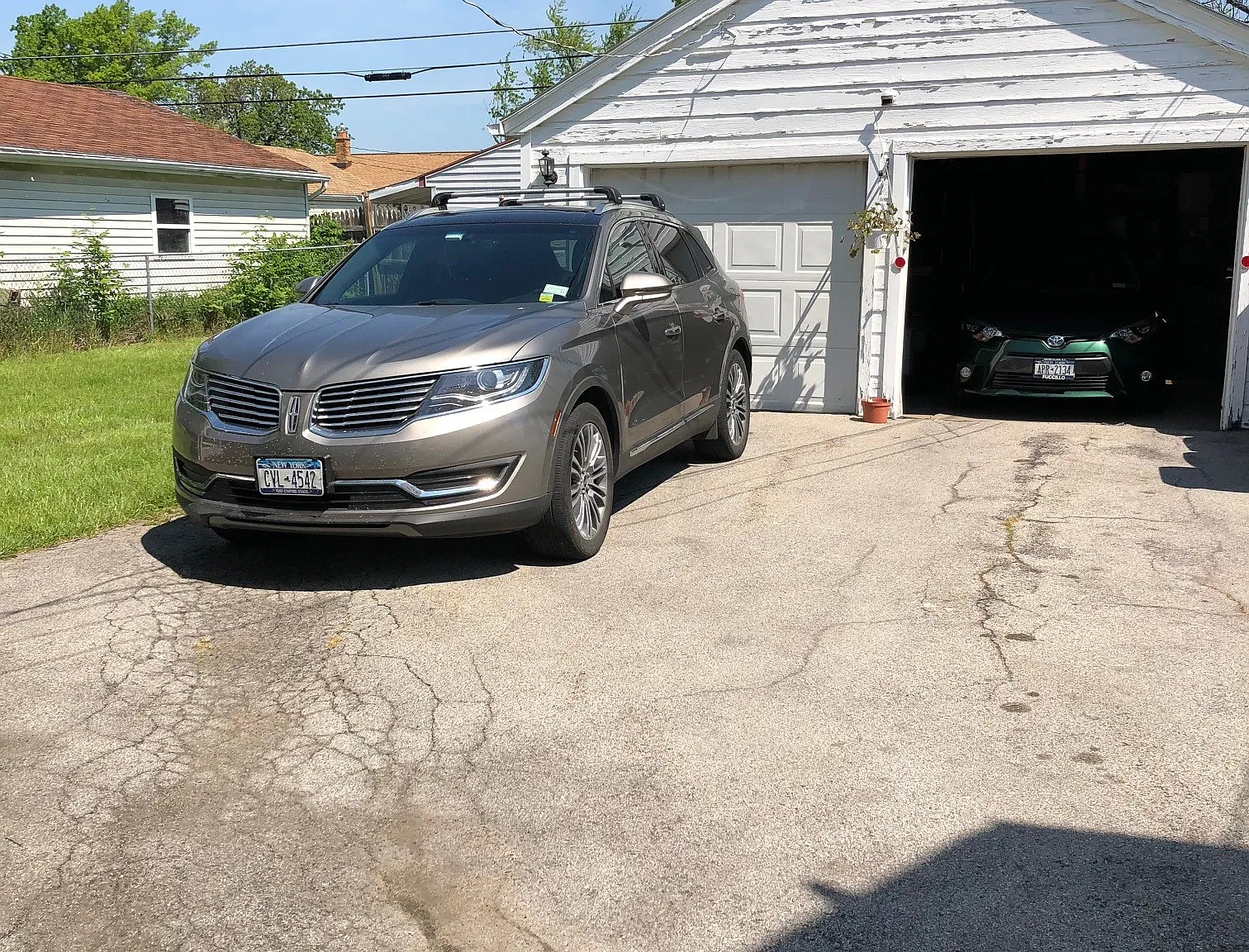 2 bed, 900 sqft, $1,200 — Photo 2