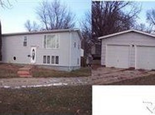 116 S Lake Ave, Wentworth, SD 57075