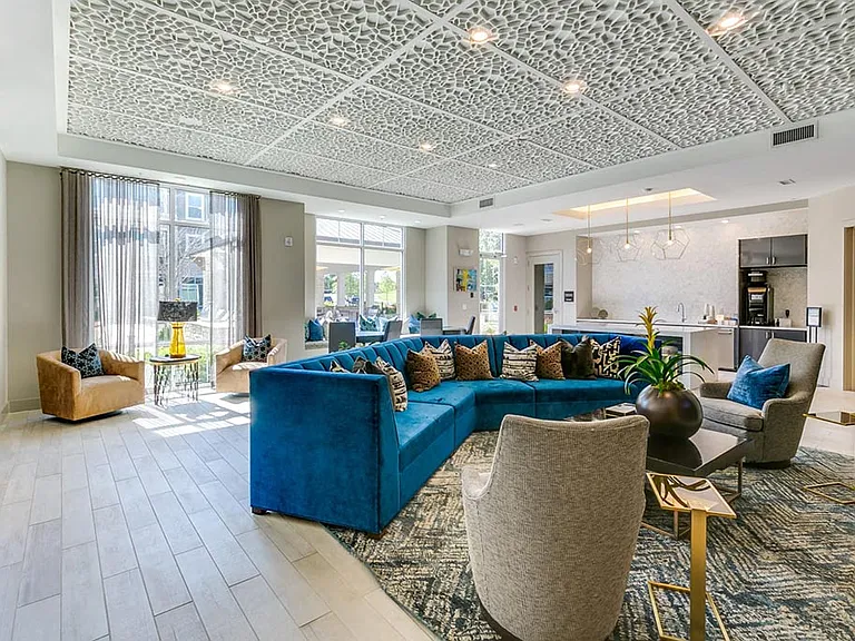 The Flats at Ballantyne Apartments — Photo 21