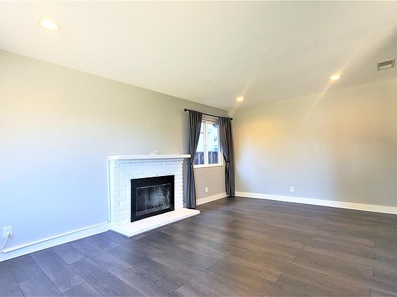 2nd image of 4136 Lemoyne Way