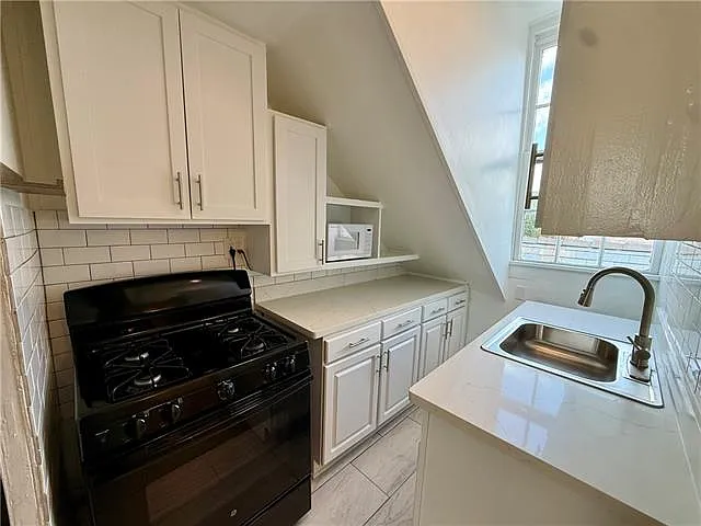 1123 Burgundy St #B — Photo 10