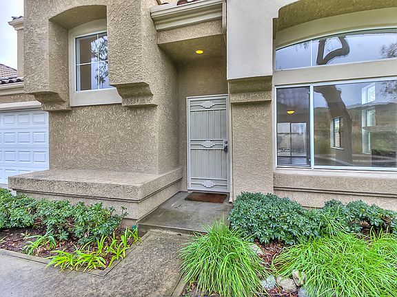 4th image of 150 Bloom Dr