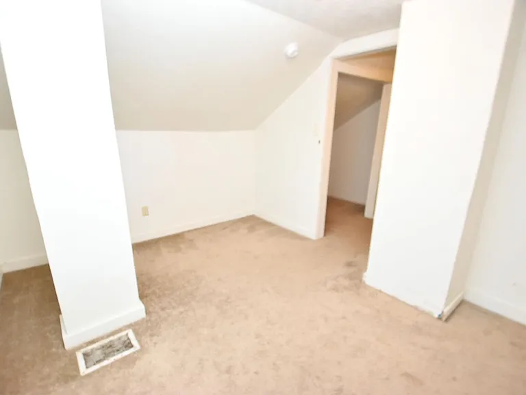 1315 Longfellow Ave — Photo 13