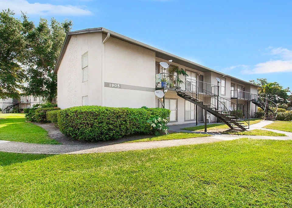 1905 Caralee Blvd #1