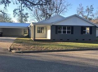 218 Forrest St, Headland, AL 36345