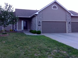 1609 N Amber Ridge Cir, Derby, KS 67037