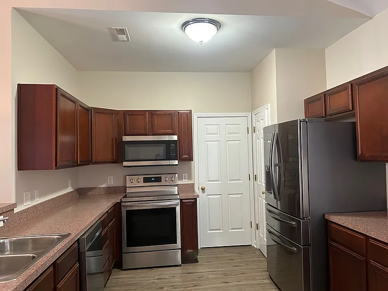 159 Coldwater Cir — Photo 12