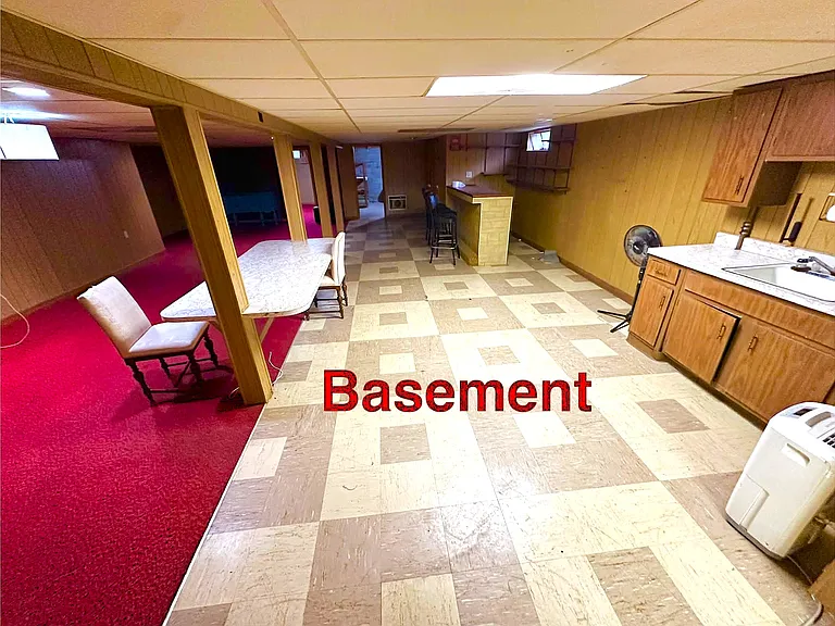 10 Alfred Dr E — Photo 14