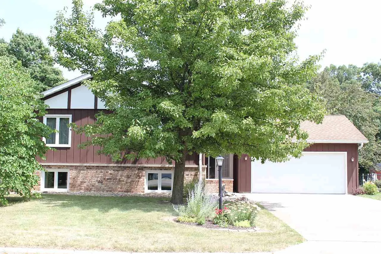 204 Tanglewood Ln photo 1