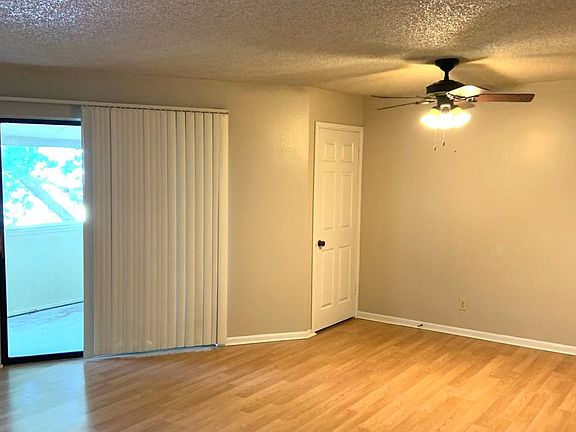4th image of 11843 Braesview APT 1812