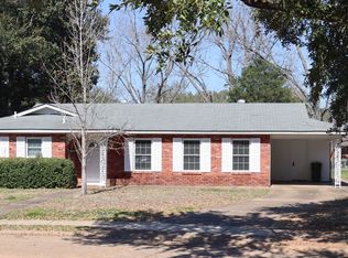 1003 Cinderella Ct, Alexandria, LA 71303