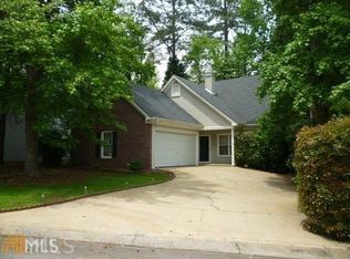 206 Birch Rd, Peachtree City, GA 30269