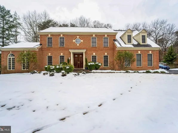 10909 Forestgate Pl, Glenn Dale, MD 20769