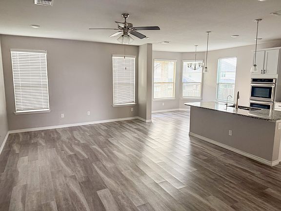 5th image of 5307 Hacienda Dr