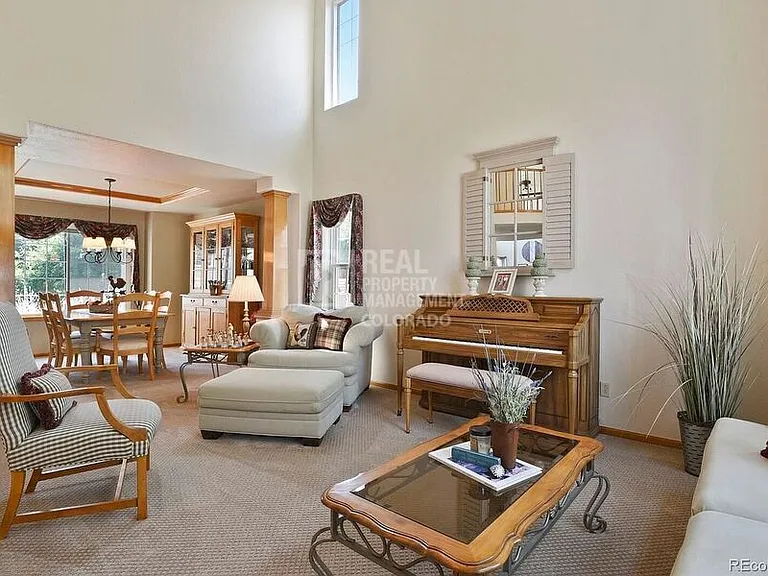 10110 Flagstone Way — Photo 7