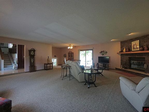 3rd image of 62631 Shorewood Ln